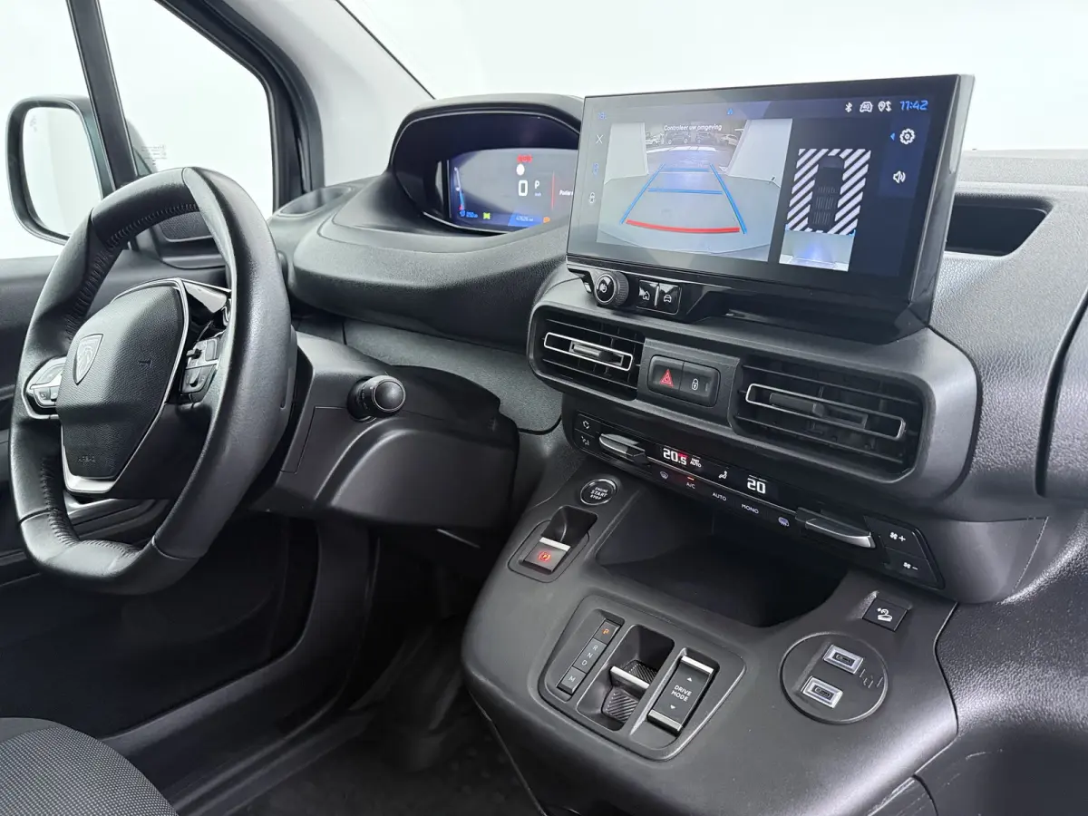 1.5 BlueHDi 130 EAT8 S&S L1 | Achteruitrijcamera | Airco (automatisch) | Apple Carplay/Android Auto|telefoonintegratie premium