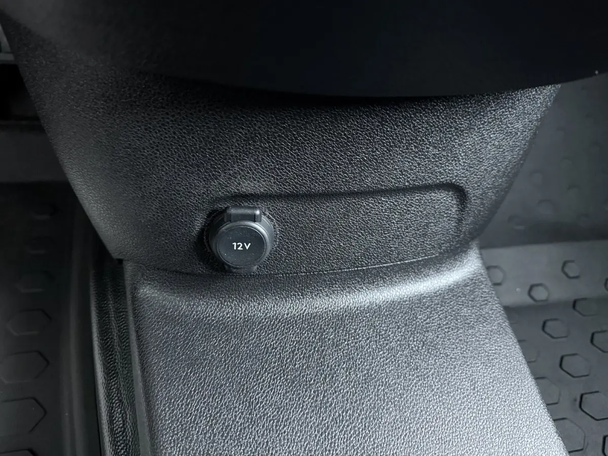 1.5 BlueHDi 130 EAT8 S&S L1 | Achteruitrijcamera | Airco (automatisch) | Apple Carplay/Android Auto|telefoonintegratie premium