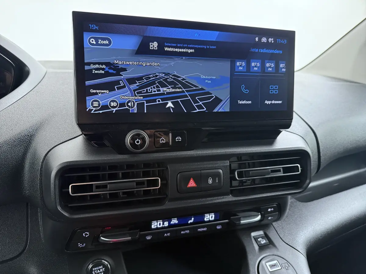 1.5 BlueHDi 130 EAT8 S&S L1 | Achteruitrijcamera | Airco (automatisch) | Apple Carplay/Android Auto|telefoonintegratie premium