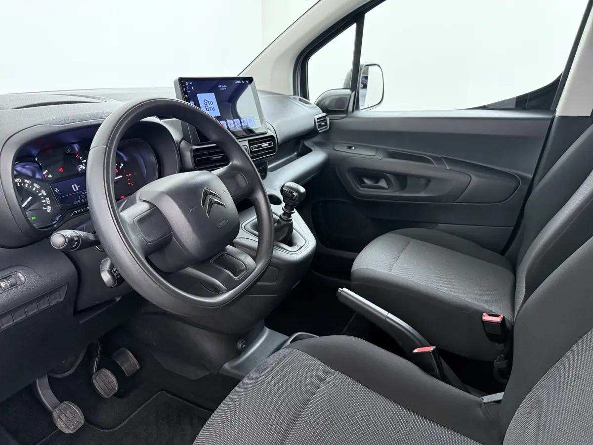 1.5 BlueHDI 100 L2 | Airco | Apple Carplay/Android Auto|telefoonintegratie premium | Centrale deurvergrendeling met afstandsbediening