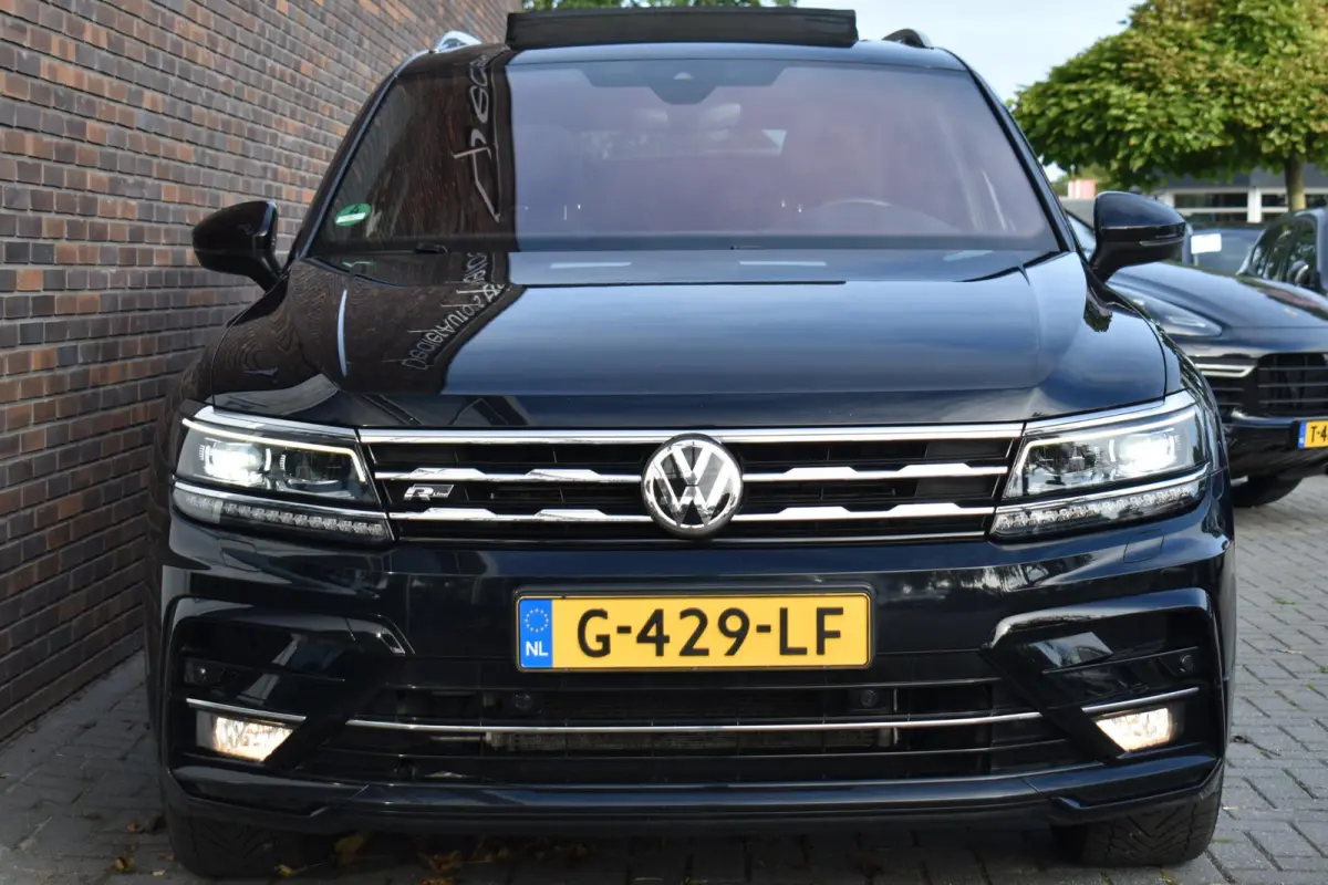 2.0 TSI 4Motion R-LINE PANO LED NAVI
