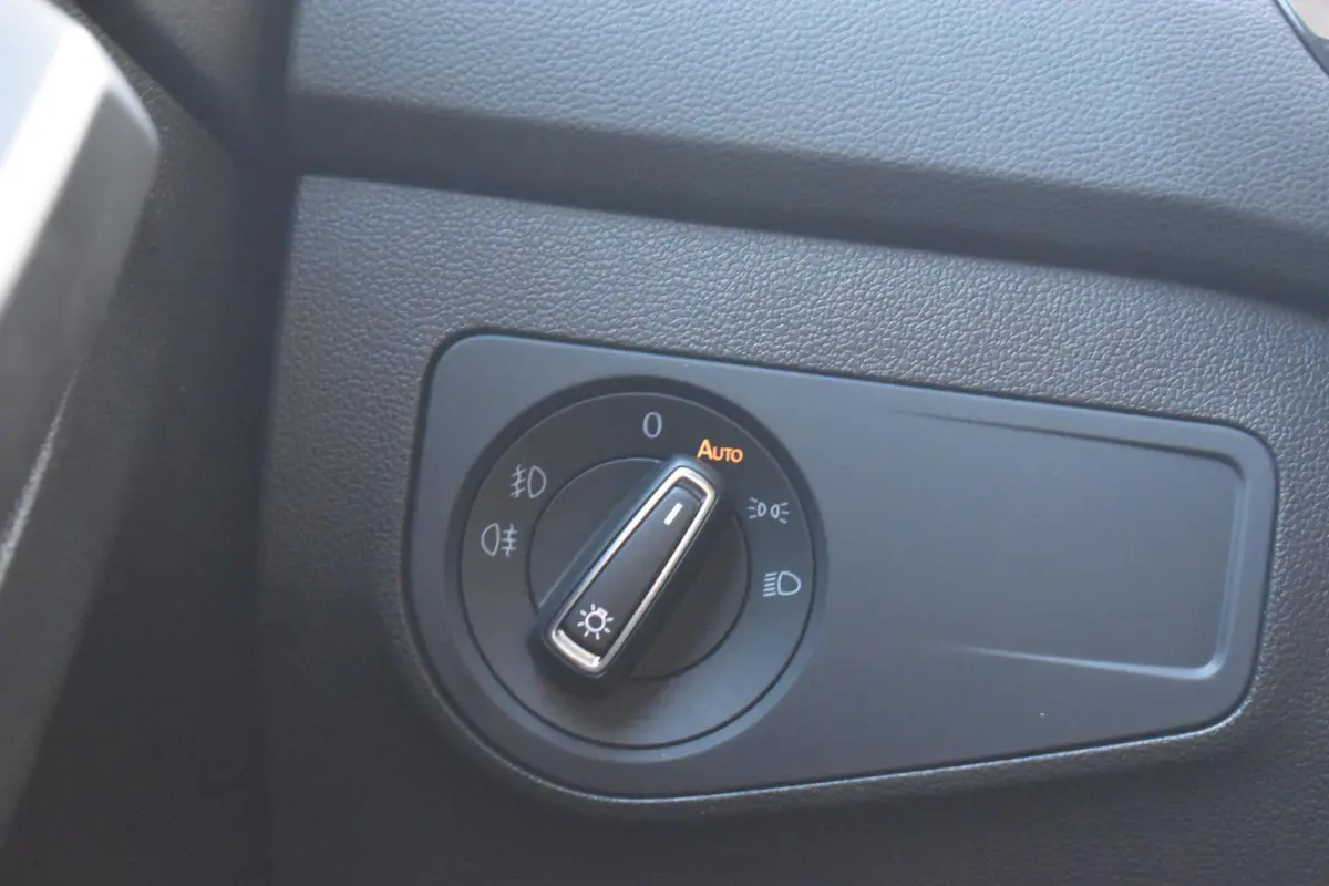 2.0 TSI 4Motion R-LINE PANO LED NAVI