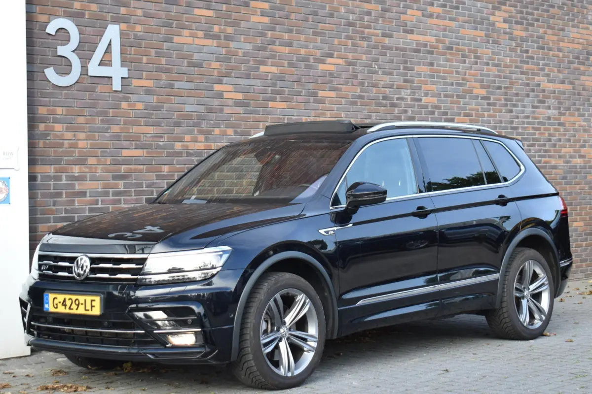 2.0 TSI 4Motion R-LINE PANO LED NAVI