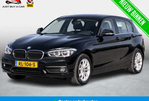 118i Executive Edition | Parkeer pakket | Cruise Control | Dealeronderhouden | 1e Eigenaar | NL Auto | Apple & Android | Camera | Automaat |