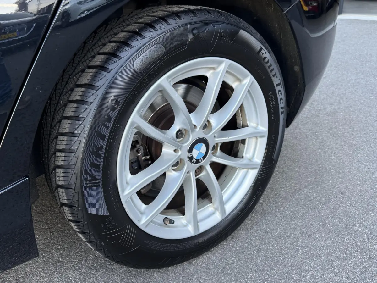 118i Executive Edition | Parkeer pakket | Cruise Control | Dealeronderhouden | 1e Eigenaar | NL Auto | Apple & Android | Camera | Automaat |