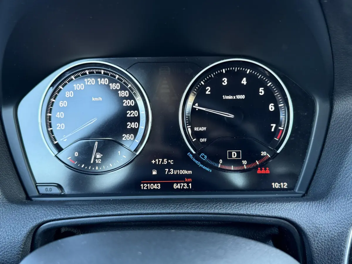 118i Executive Edition | Parkeer pakket | Cruise Control | Dealeronderhouden | 1e Eigenaar | NL Auto | Apple & Android | Camera | Automaat |