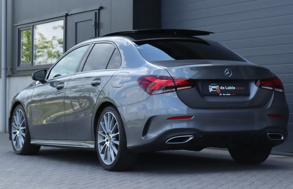 A-Klasse A 250 A250 4Matic AMG Line sedan / sfeerverlichting / pano /carplay