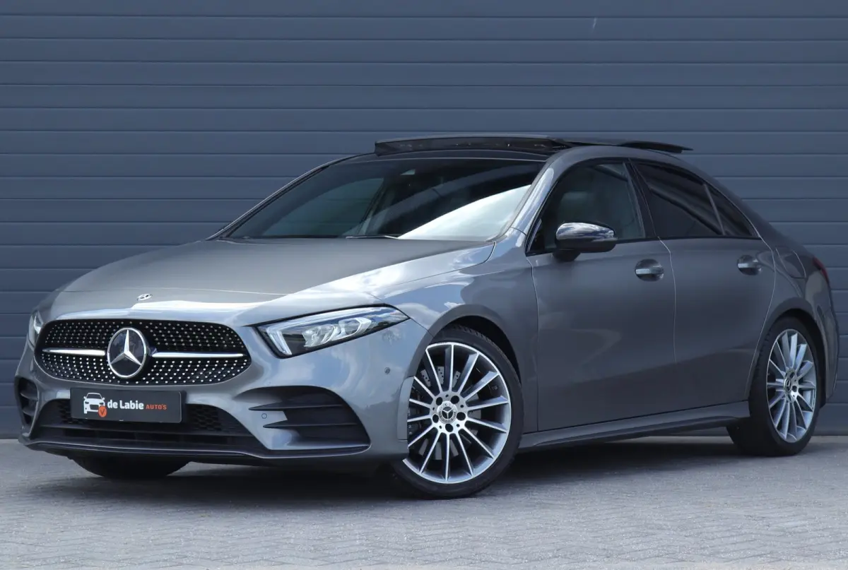 A-Klasse A 250 A250 4Matic AMG Line sedan / sfeerverlichting / pano /carplay