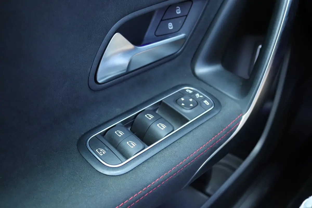 A-Klasse A 250 A250 4Matic AMG Line sedan / sfeerverlichting / pano /carplay