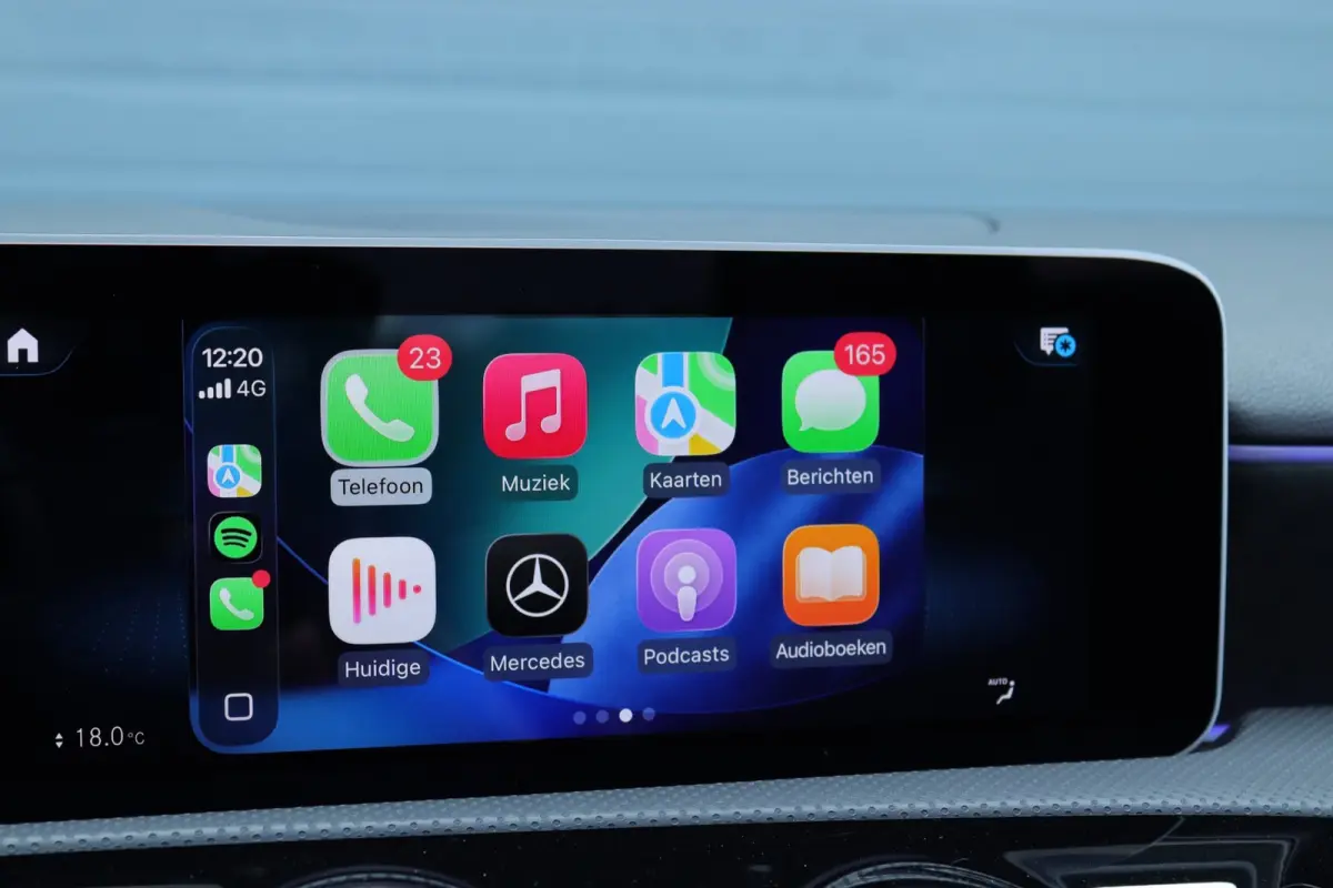 A-Klasse A 250 A250 4Matic AMG Line sedan / sfeerverlichting / pano /carplay