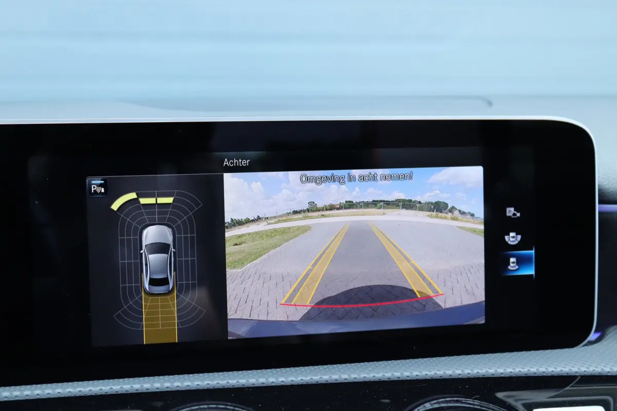 A-Klasse A 250 A250 4Matic AMG Line sedan / sfeerverlichting / pano /carplay