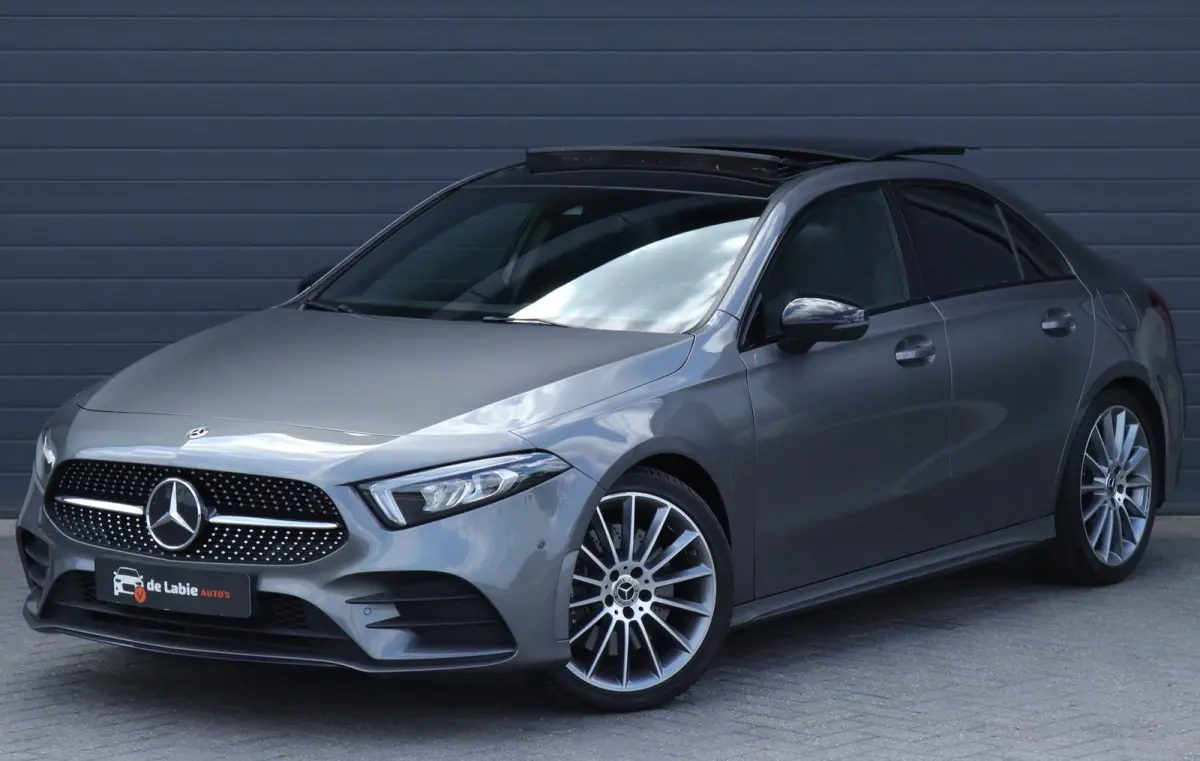 A-Klasse A 250 A250 4Matic AMG Line sedan / sfeerverlichting / pano /carplay
