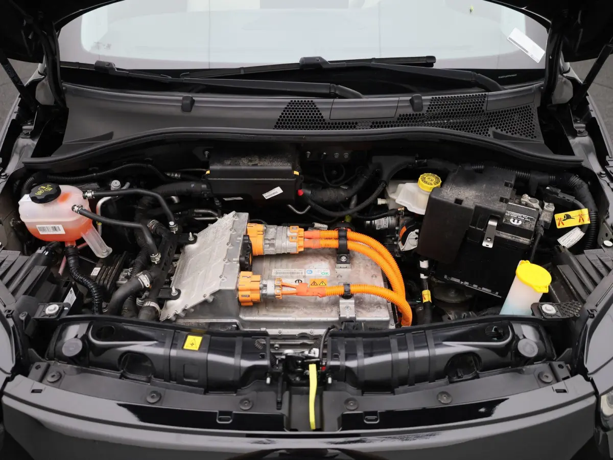 42 kWh La Prima | ACHTERUITRIJCAMERA | STOELVERWARMING | APPLE CARPLAY - ANDROID AUTO | LEDEREN BEKLEDING | CLIMATE CONTROL |
