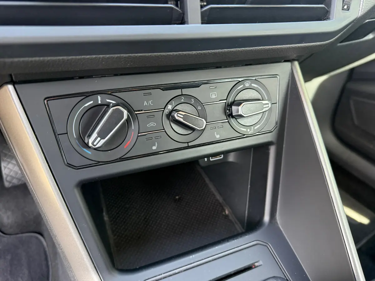 1.0 TSI Highline R-LINE VELGEN I CARPLAY I PDC I STOELVER I NWE APK