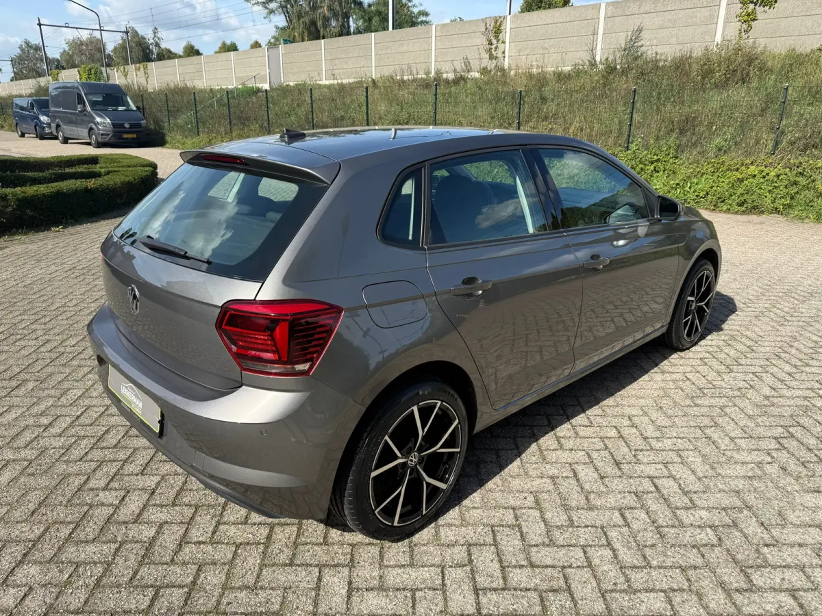 1.0 TSI Highline R-LINE VELGEN I CARPLAY I PDC I STOELVER I NWE APK