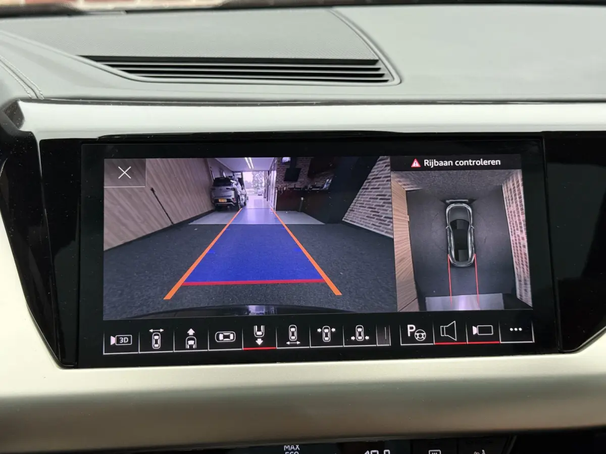 RS 93 kWh DAK SFEER HEADUP CARPLAY LUCHTVERING SOH 92%