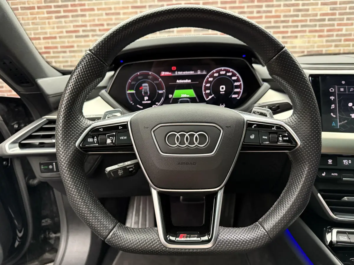RS 93 kWh DAK SFEER HEADUP CARPLAY LUCHTVERING SOH 92%