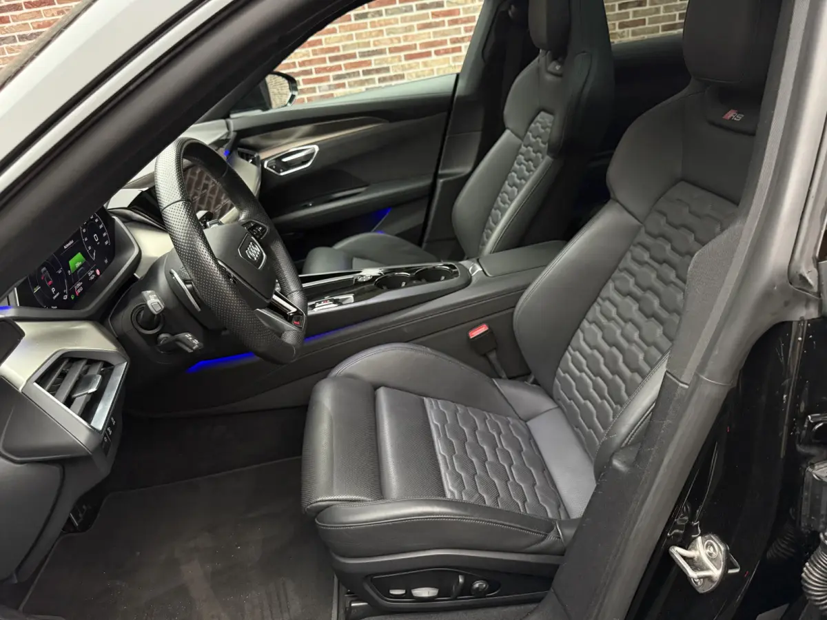 RS 93 kWh DAK SFEER HEADUP CARPLAY LUCHTVERING SOH 92%