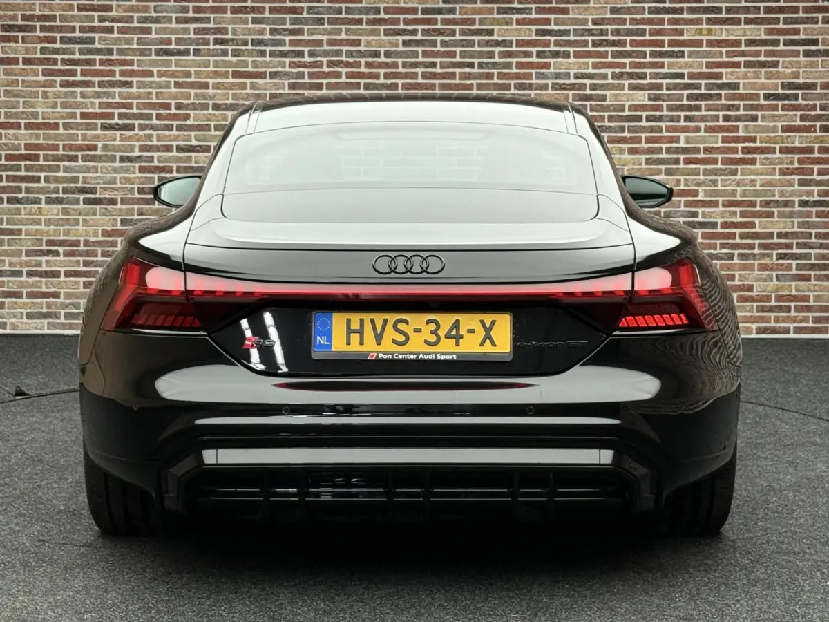RS 93 kWh DAK SFEER HEADUP CARPLAY LUCHTVERING SOH 92%