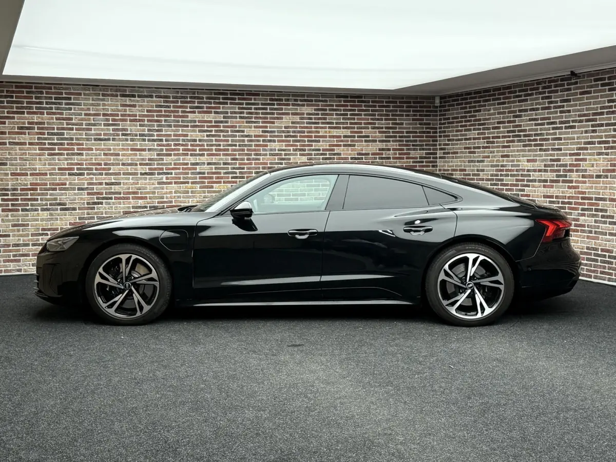 RS 93 kWh DAK SFEER HEADUP CARPLAY LUCHTVERING SOH 92%