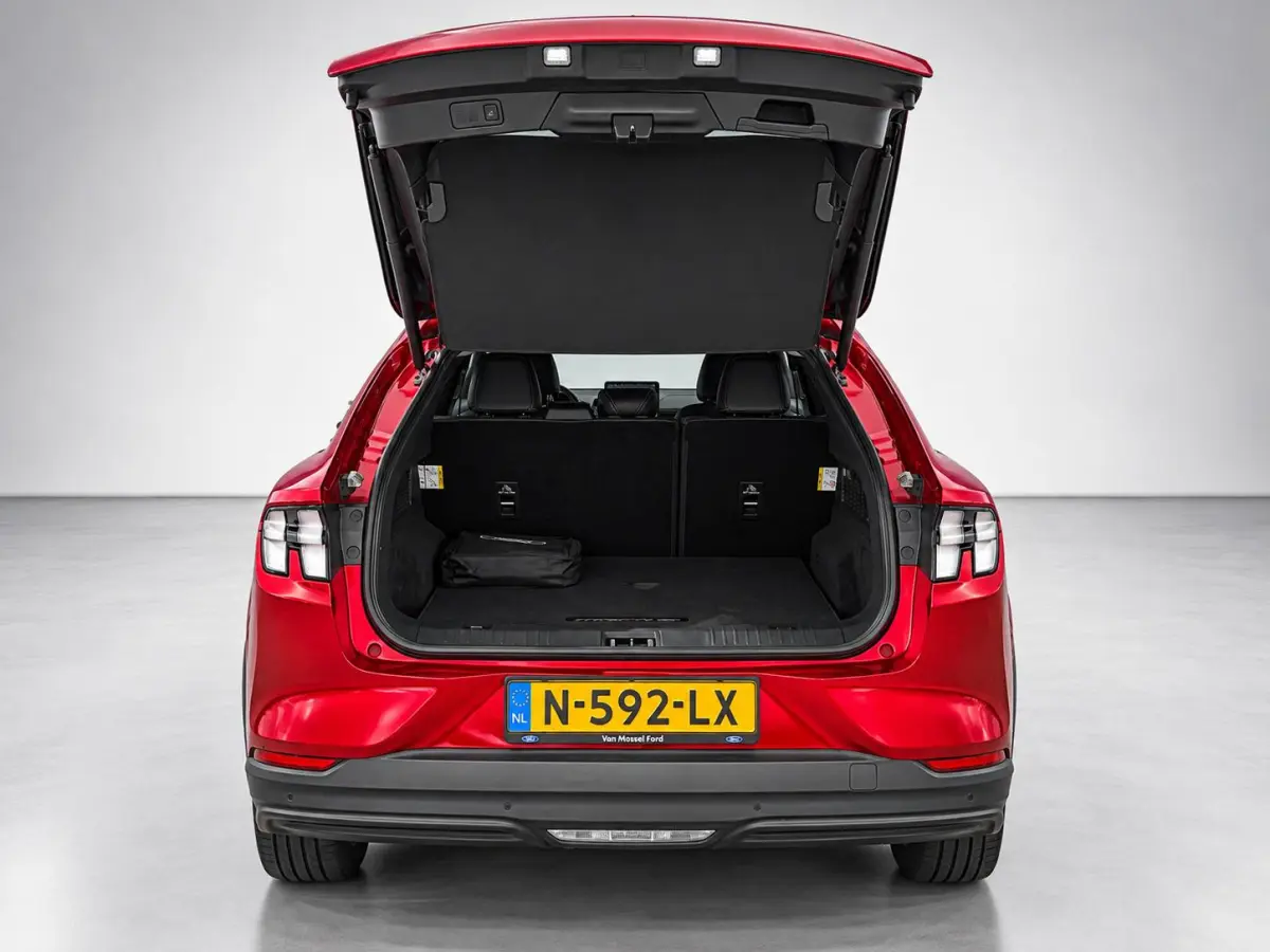 RWD 75 kWh | Automaat | Navigatie | 360 Camera | Keyless | Stoel- Stuurverwarming | Cruise Control | Elektrische Achterklep | Bang & Olufsen | Apple Carplay | Android Auto | Lichtmetalen Vel