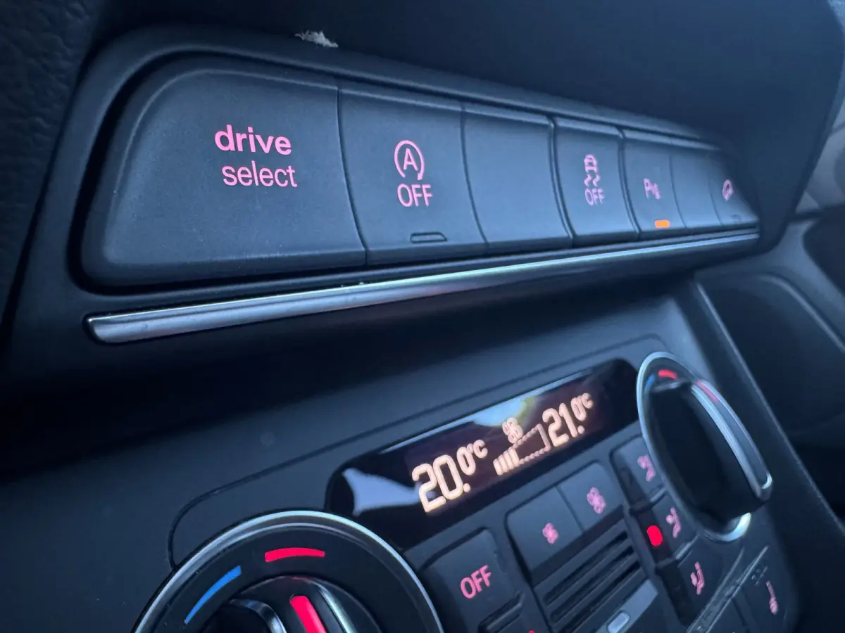 2.0 TFSI QUATTRO / 3X S-LINE / PANO / KEYLESS / CAMERA / AFN. TREKHAAK / STOELVERW. / LEDER-ALCANTARA / DEALER ONDERH. !