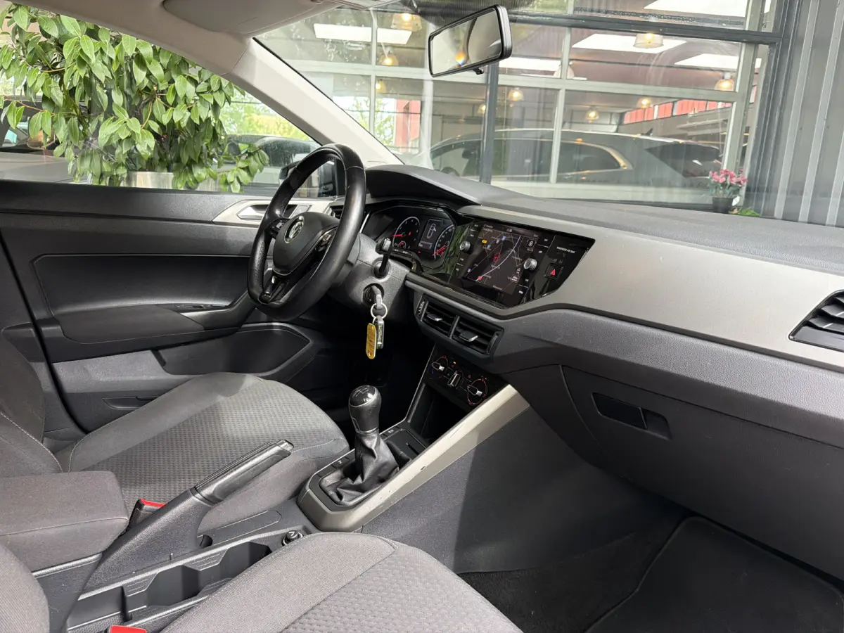 TSI 95PK COMFORTLINE NAVIGATIE/CRUISE/PARKEERSENSOREN