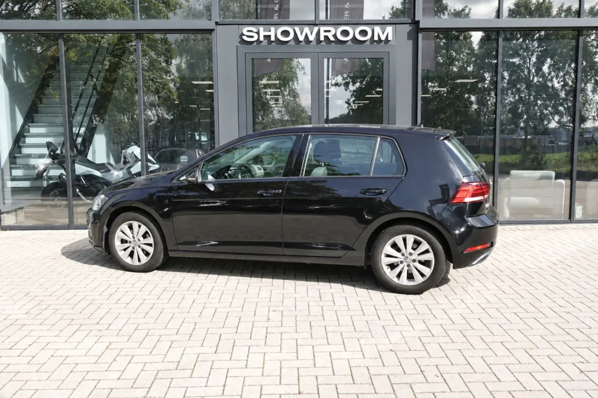 1.0 TSI Comfortline PDC NAVI ACC