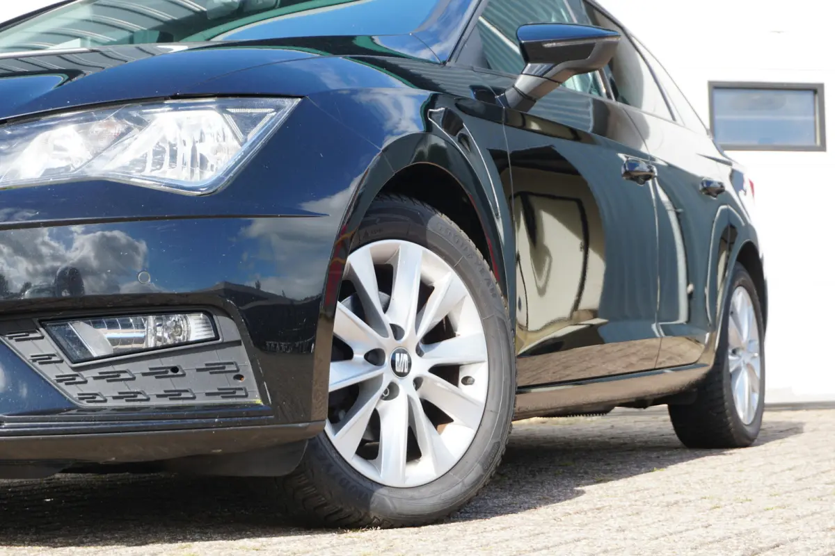 1.0 TSI Style Business Intense | CARPLAY | ADAPT. CRUISE | CLIMATE |