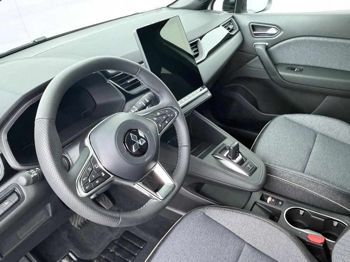 1.8 HEV AT Intense+ | €2.000 voorraadvoordeel | Keyless entry en go | Stoelverwarming | Adaptieve Cruise Control | Parkeersensoren rondom |