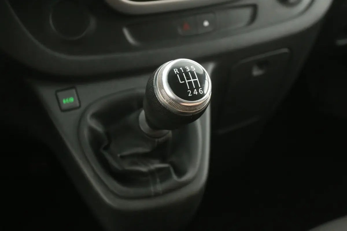 2.0 MultiJet 145PK L2H1 | Airco | Cruise | Camera | Navi | Trekhaak | 3 Zits | Parkeersens.