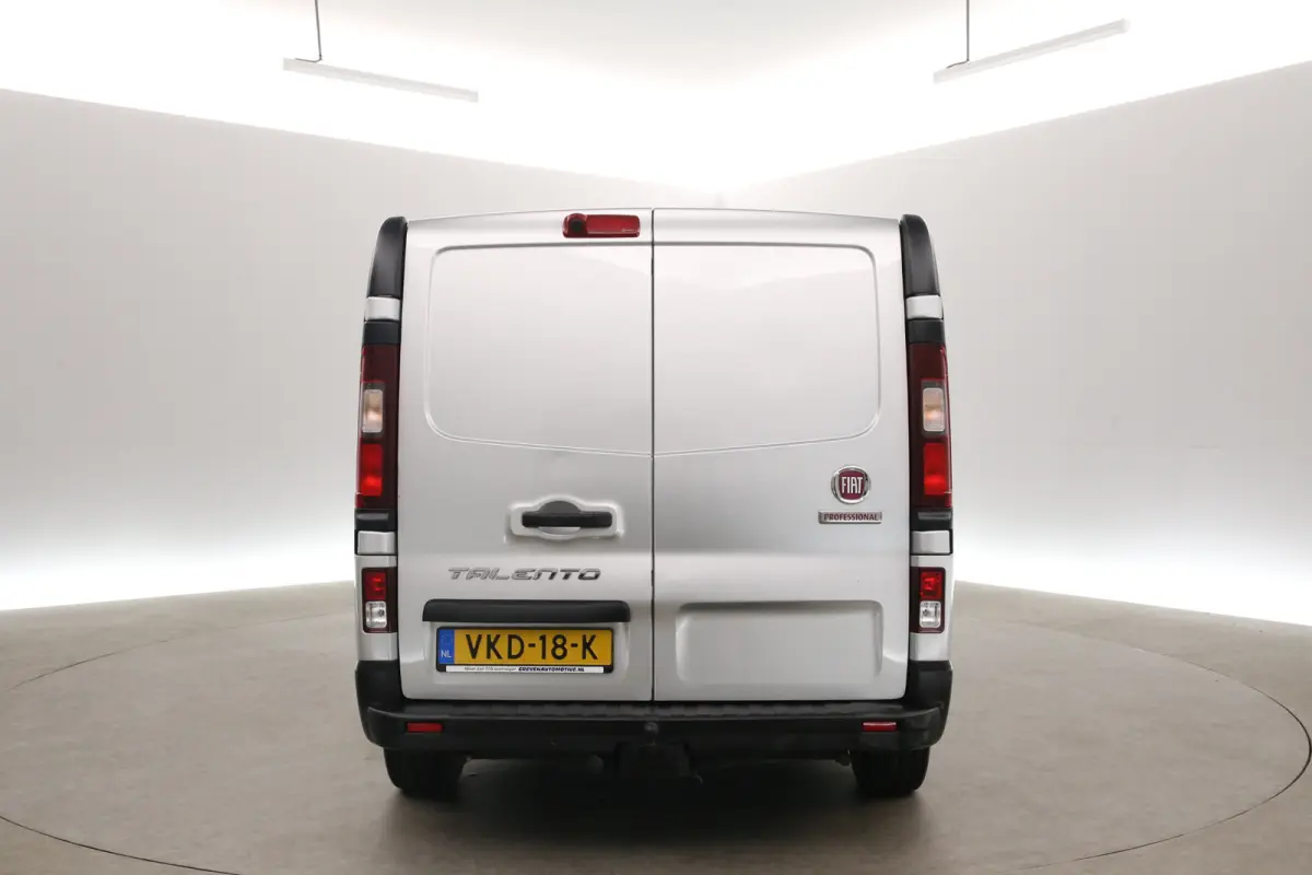 2.0 MultiJet 145PK L2H1 | Airco | Cruise | Camera | Navi | Trekhaak | 3 Zits | Parkeersens.