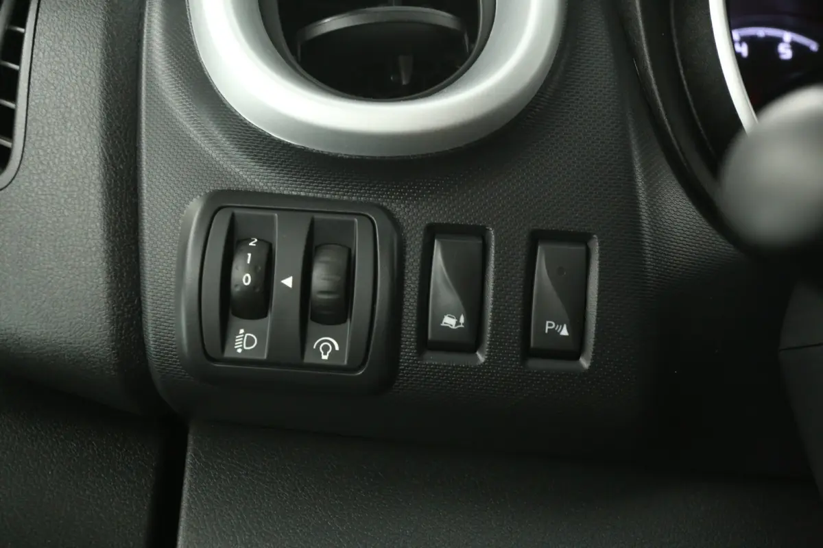 2.0 MultiJet 145PK L2H1 | Airco | Cruise | Camera | Navi | Trekhaak | 3 Zits | Parkeersens.