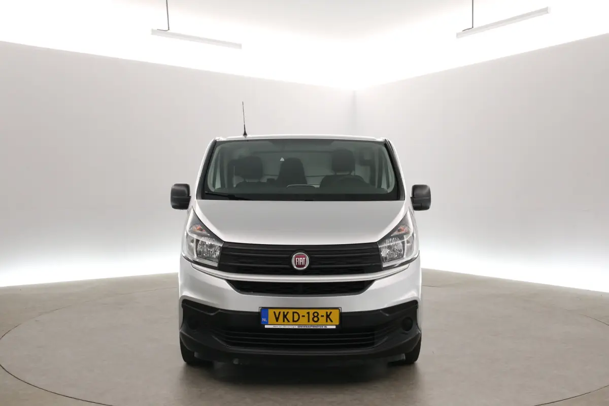 2.0 MultiJet 145PK L2H1 | Airco | Cruise | Camera | Navi | Trekhaak | 3 Zits | Parkeersens.