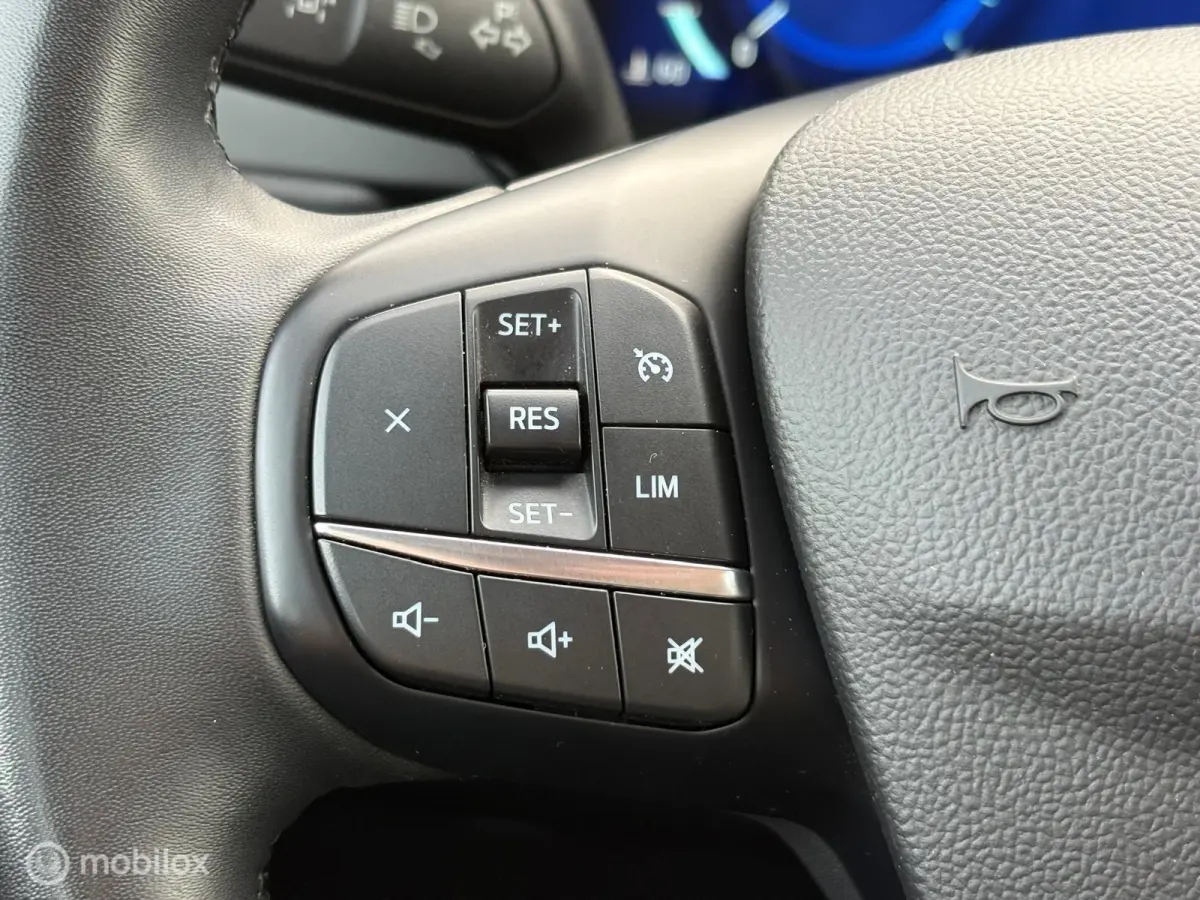 2.5 PHEV Titanium|CARPLAY|STOEL/STUUR.VERW|DAB|LED