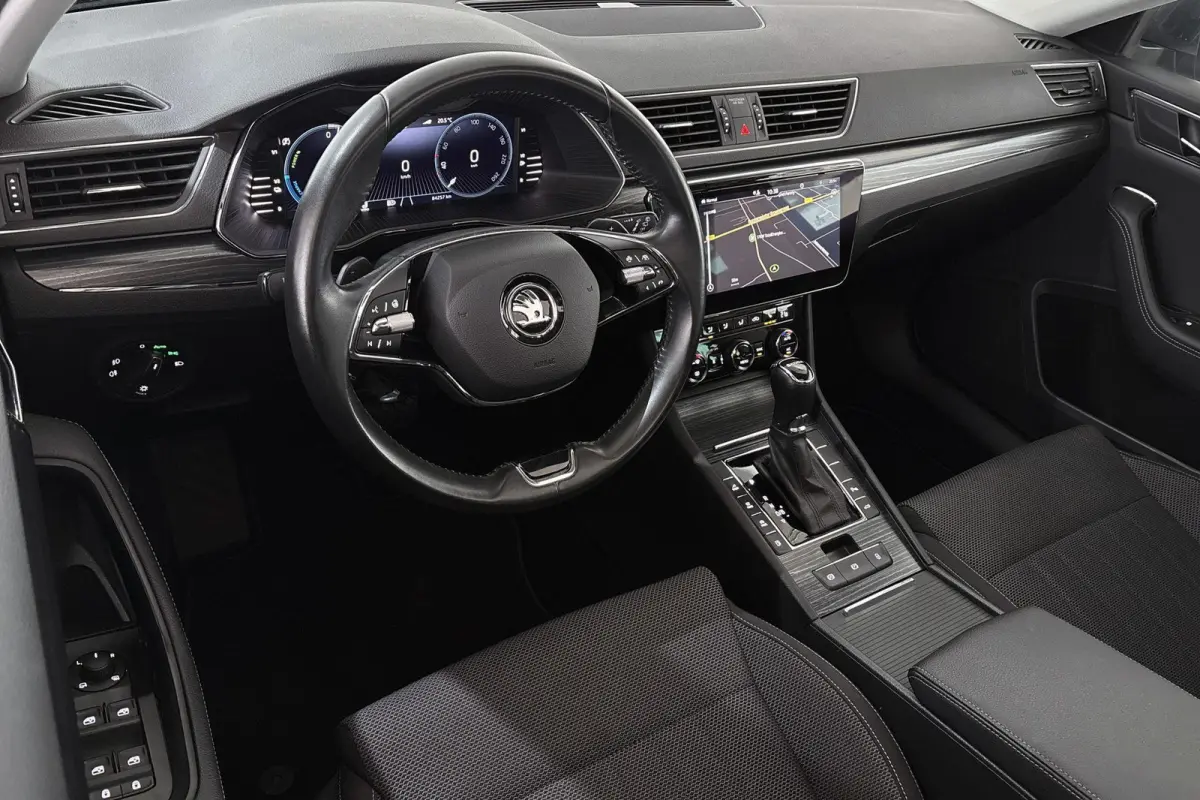 1.4 TSI iV Style Panoramadak Matrix LED Memory Virtual Cockpit