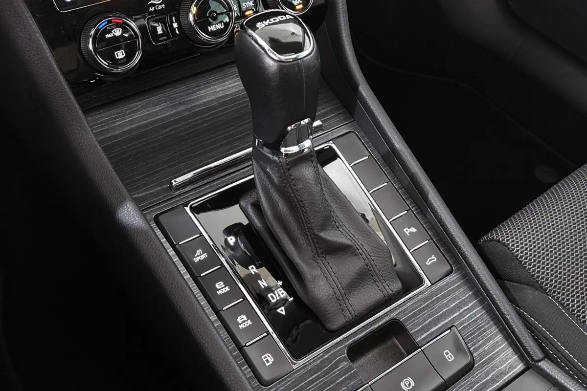 1.4 TSI iV Style Panoramadak Matrix LED Memory Virtual Cockpit