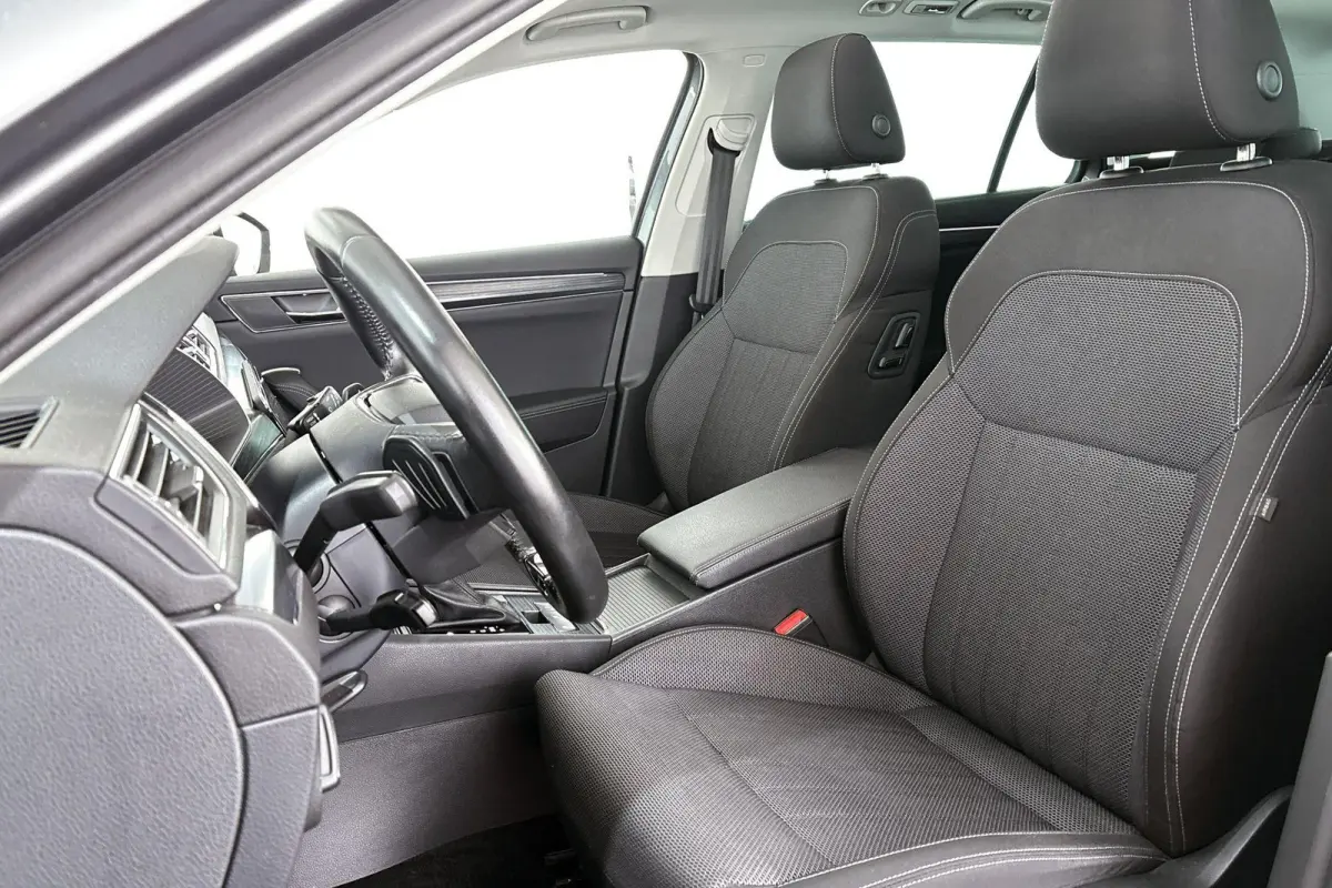 1.4 TSI iV Style Panoramadak Matrix LED Memory Virtual Cockpit