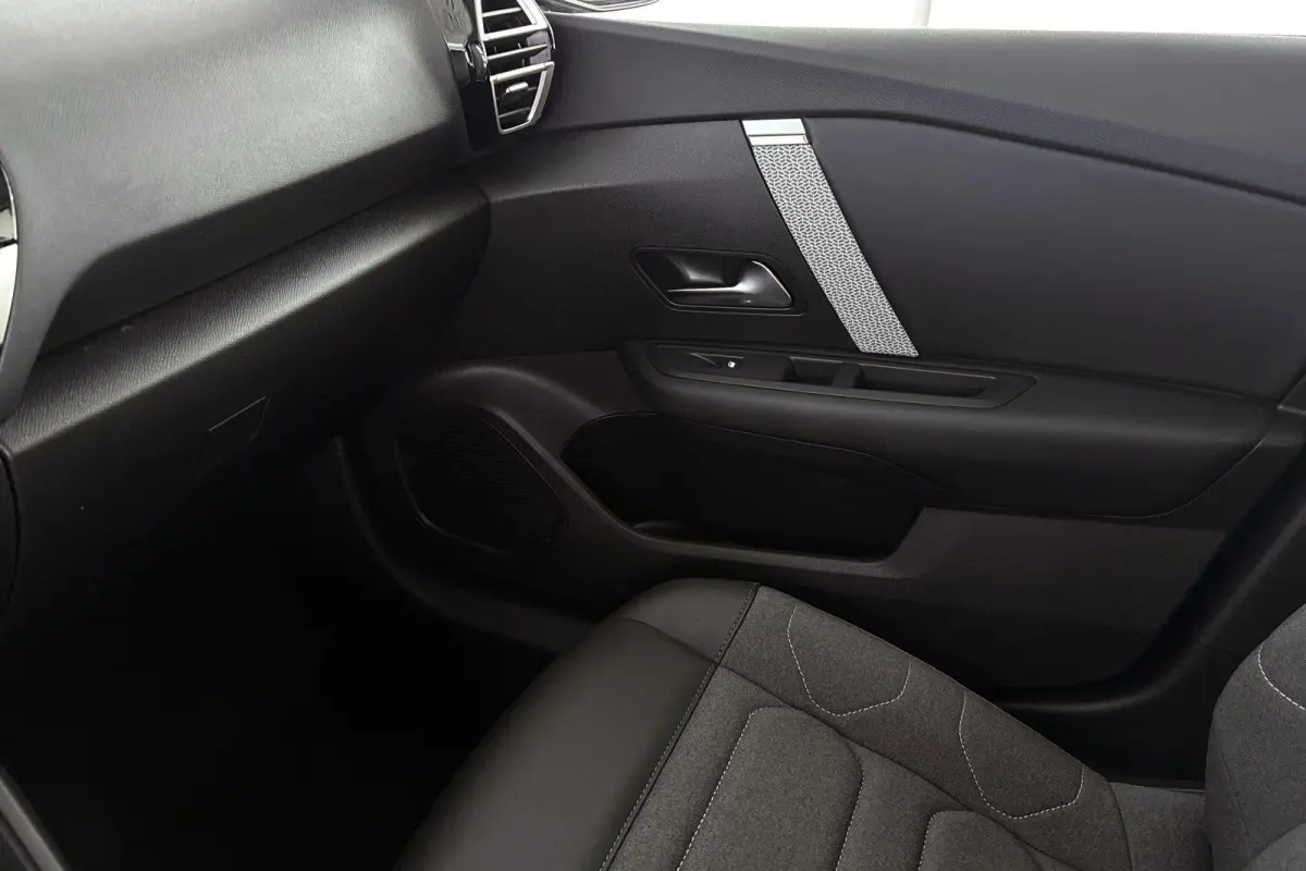 You 50 kWh SOH 97% Achteruitrijcamera Apple CarPlay