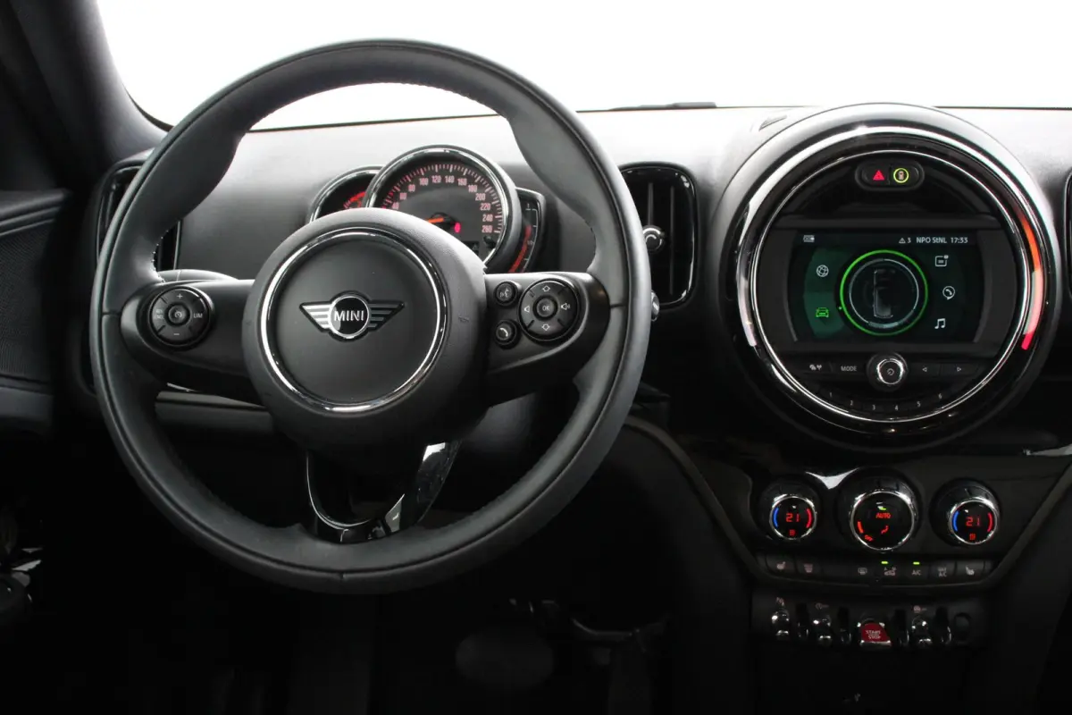 1.5 Automaat Cooper Salt Climate Control Lederen bekleding Cruise Control Parkeersensoren V+A Getinte ramen
