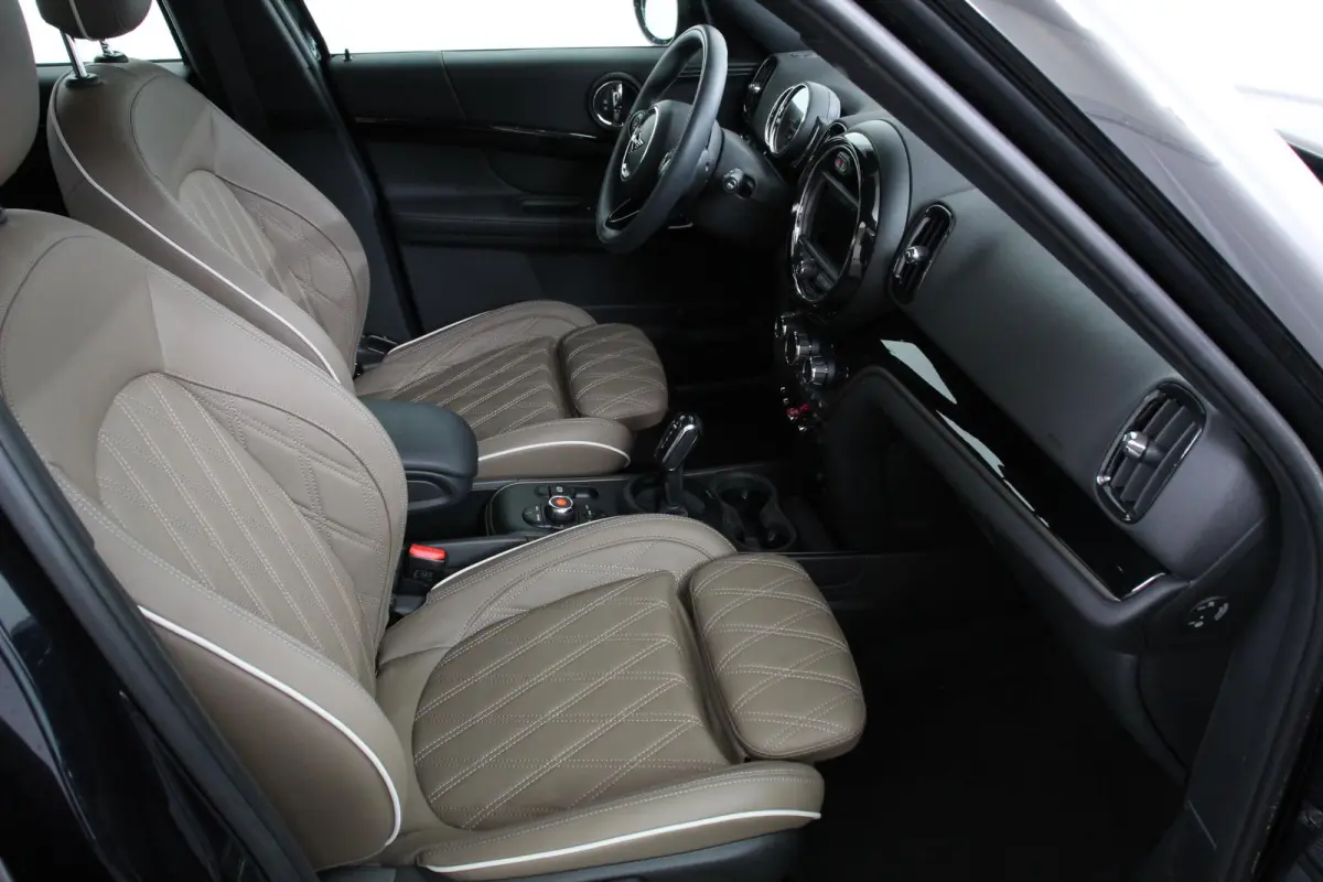 1.5 Automaat Cooper Salt Climate Control Lederen bekleding Cruise Control Parkeersensoren V+A Getinte ramen