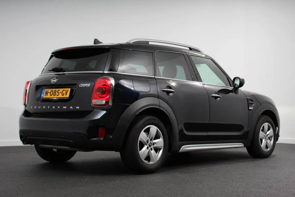 1.5 Automaat Cooper Salt Climate Control Lederen bekleding Cruise Control Parkeersensoren V+A Getinte ramen