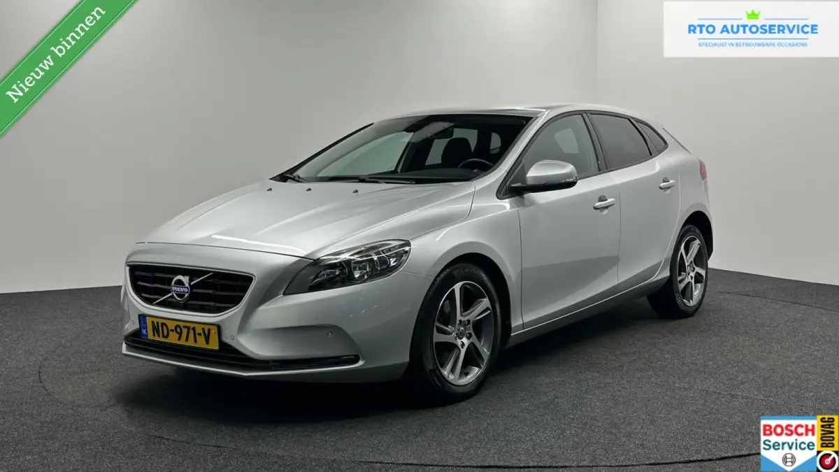 2.0 T2 Summum NAVI LM CRUISE STOELVERWARMING 108000 KM.