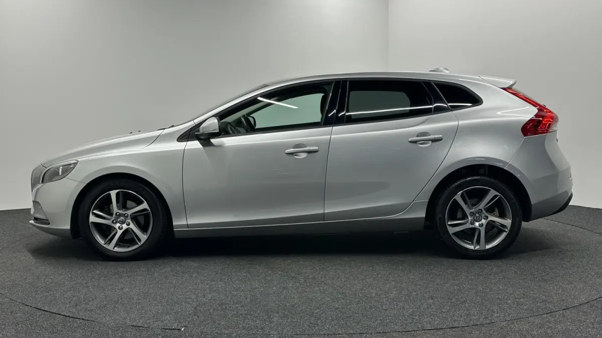 2.0 T2 Summum NAVI LM CRUISE STOELVERWARMING 108000 KM.