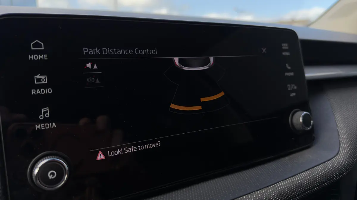 95pk 1.0 TSI Selection | Parkeersensoren Achter | Carplay | Keyless Start | 15" |