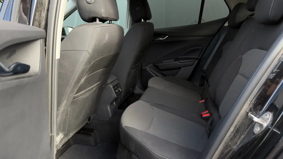 95pk 1.0 TSI Selection | Parkeersensoren Achter | Carplay | Keyless Start | 15" |