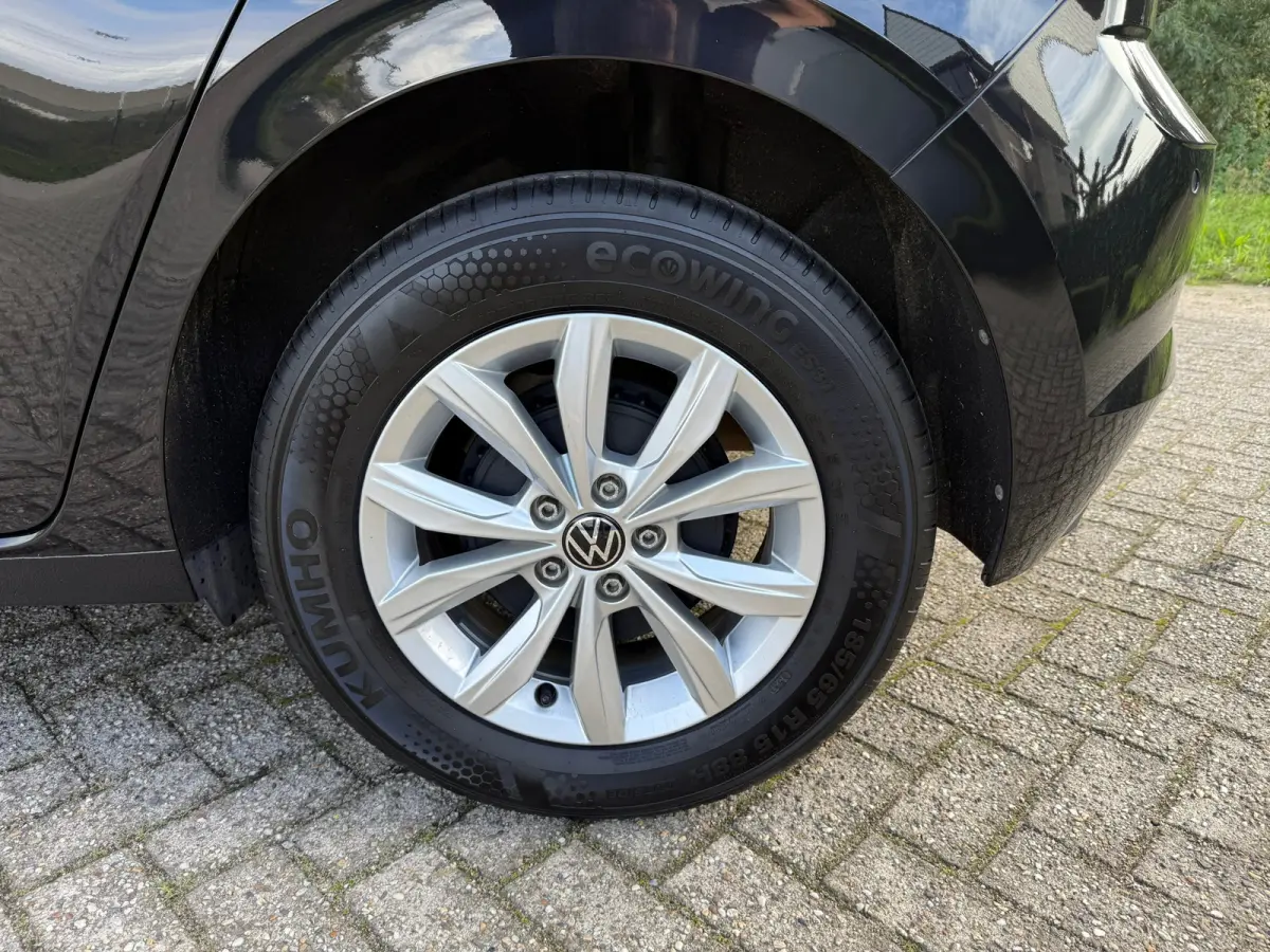 1.0 TSI Highline DSG I CARPLAY I I NAVI I CLIMA I UNIEKE KM I PDC