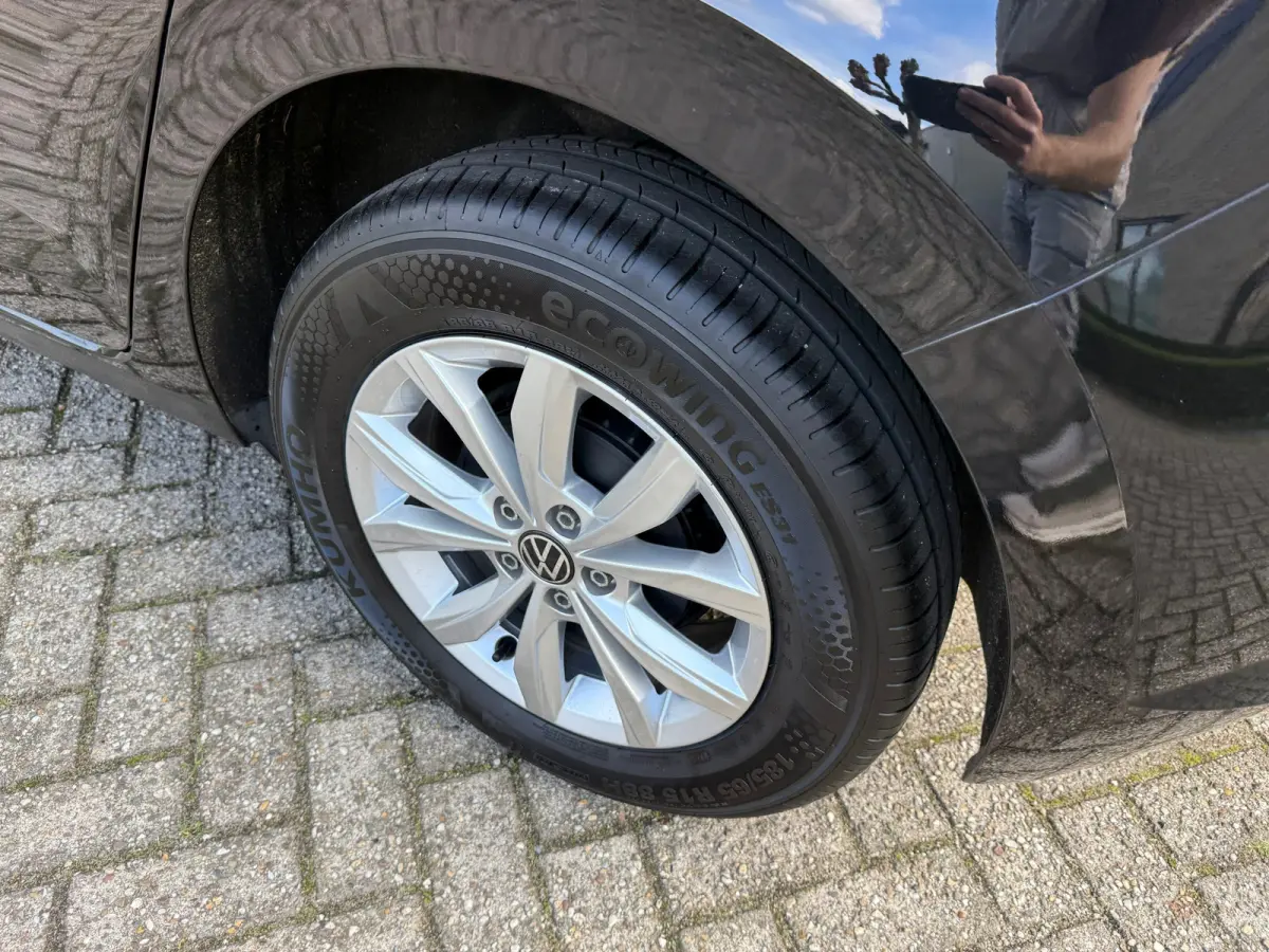 1.0 TSI Highline DSG I CARPLAY I I NAVI I CLIMA I UNIEKE KM I PDC