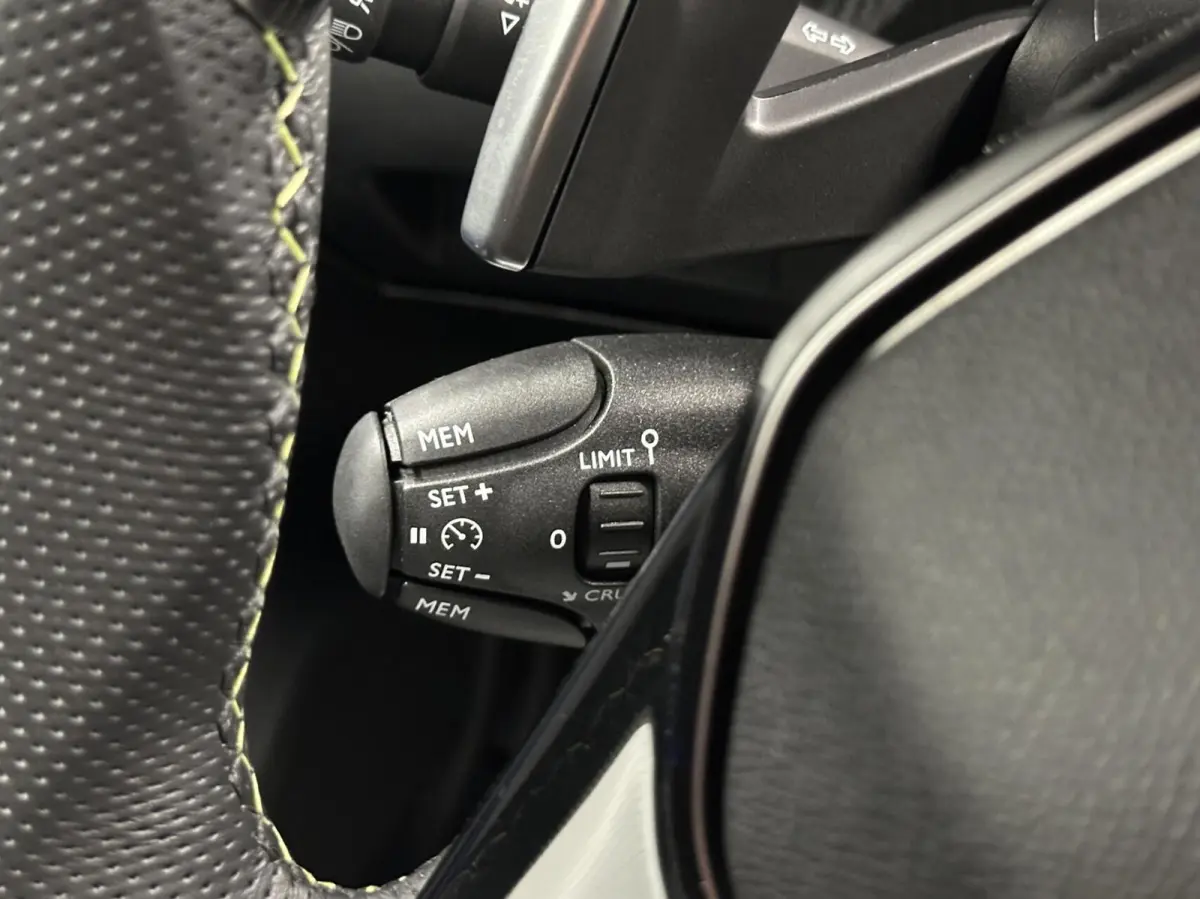 1.2 Hybrid 145 e-DCS6 GT PANO CAMERA CARPLAY ADAPTIEF CRUISE.