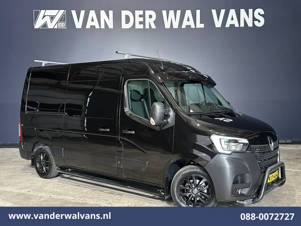 2.3 dCi 180pk L2H2 Euro6 Airco | Camera | Navigatie | LM Velgen | Cruisecontrol | LED Sidebars, 2500kg Trekhaak, Parkeersensoren, Bijrijdersbank